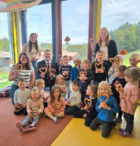2025-10-14-Herzbrezen-Kita-St-Josef-Gruppenbild
