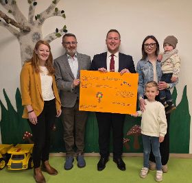 2025-10-Spendenübergabe-Kita-St.-Josef