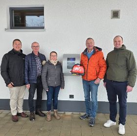 2025-12-Defibrillator-Dorfhaus-Leutenbach