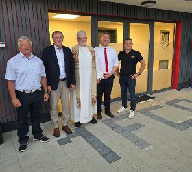 DG-Einweihnung-Gebäude-FC-Deining